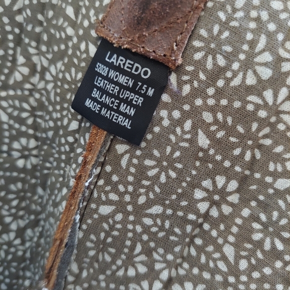 Laredo Fringed Leather Snip Toe Boot - Picture 11 of 11